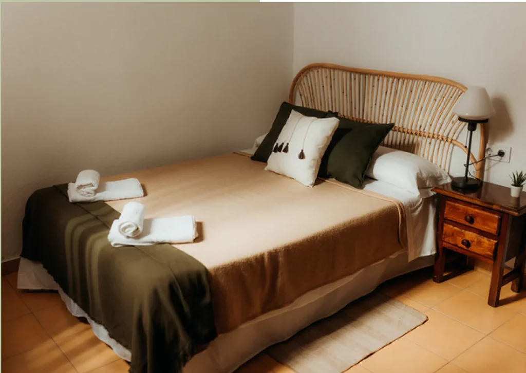 Hostal Africa double bedroom