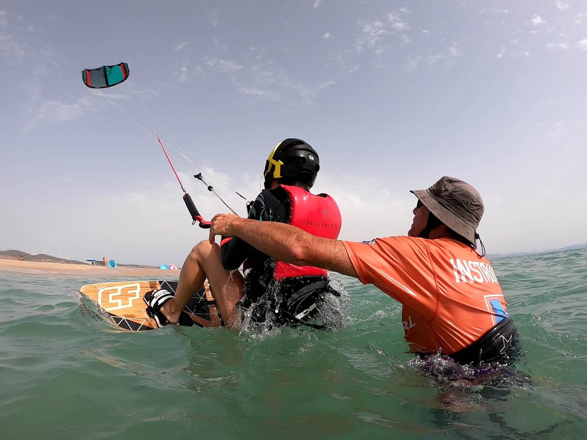 ¿Cuánto tiempo se tarda en aprender kitesurf?